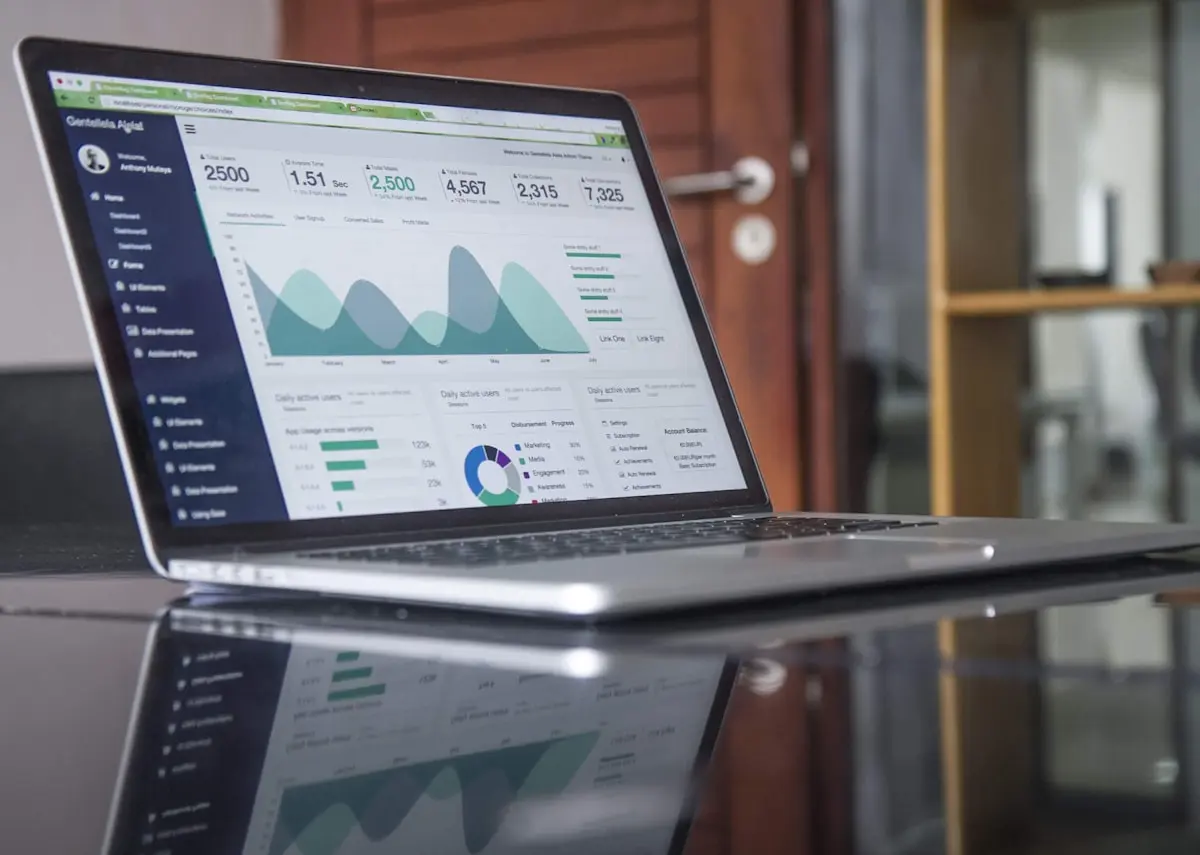 Caso real: de 50 leads/mes a 12 ventas con el mismo presupuesto